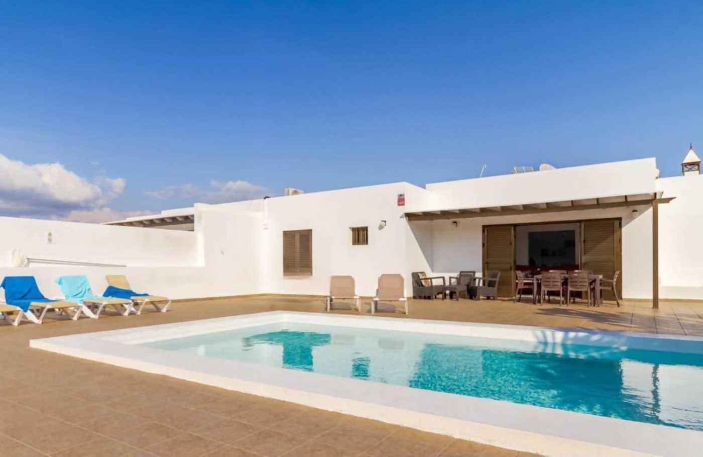 Villa Maria En Playa Blanca Exterior photo